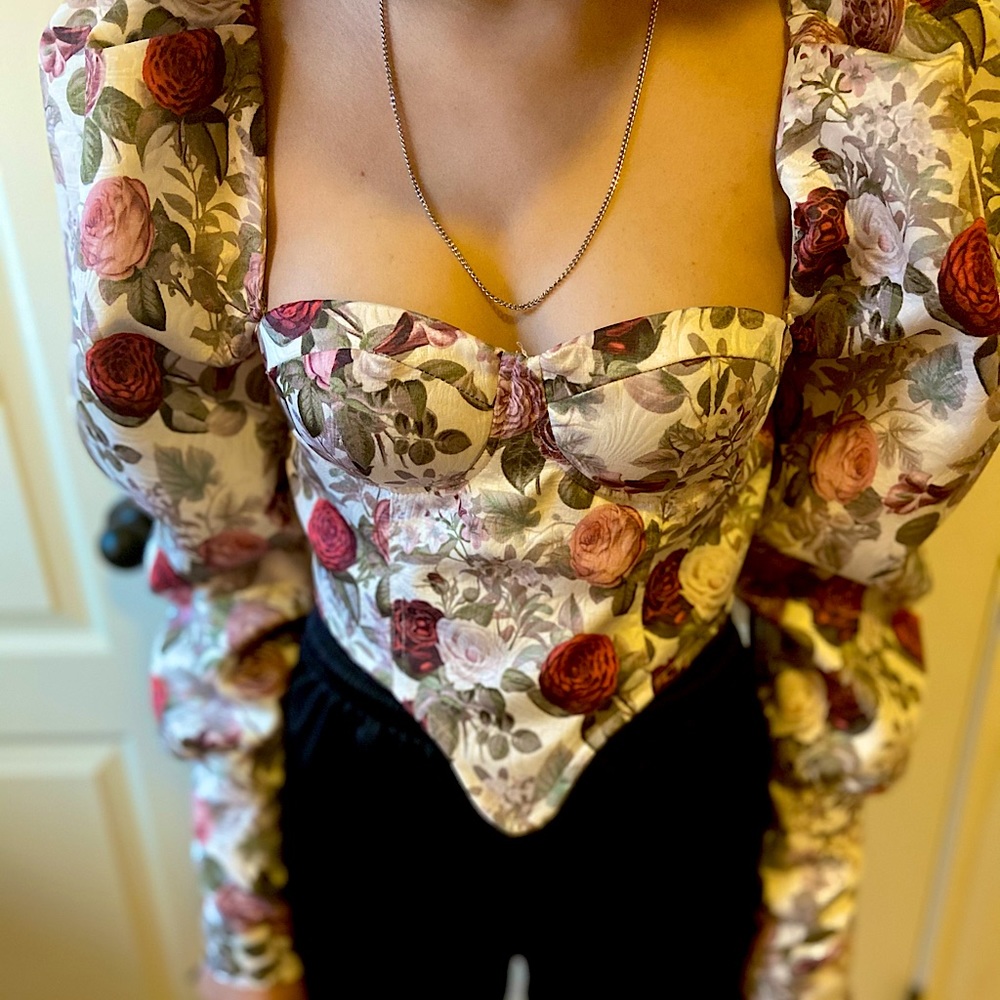 Puffy sleeve corset
